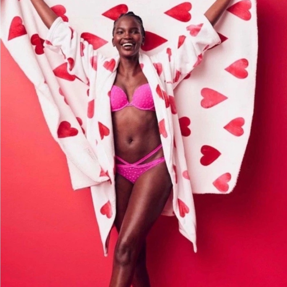 Victoria's Secret White Robe with Red Heart Print